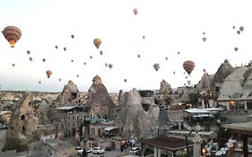 Mia Cappadocia Cave Hotel  2*